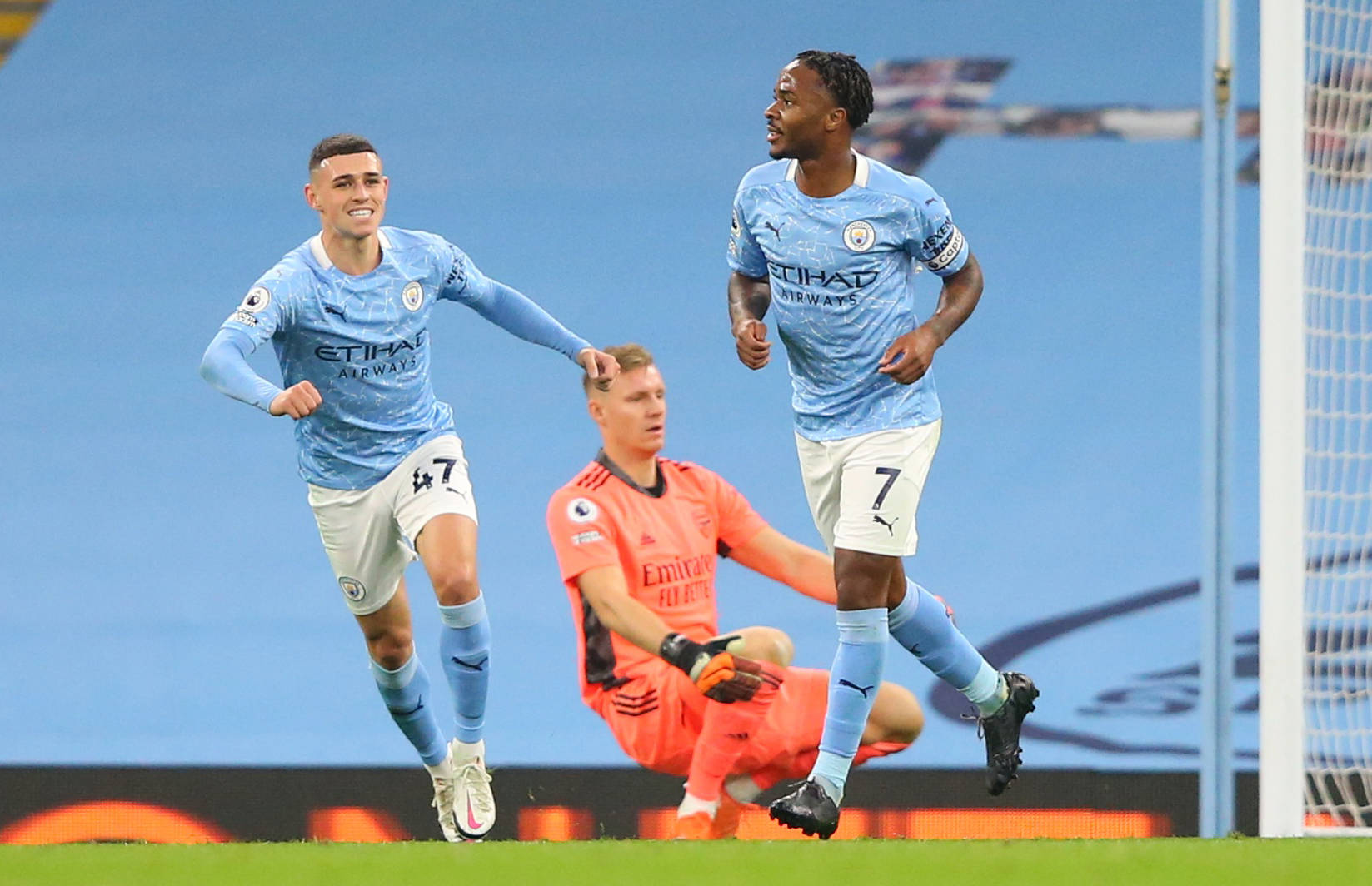 愈发显得重 愈发显得重